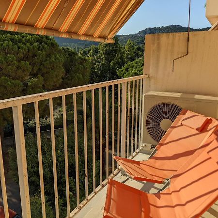 Superbe T2 Proche Des Plages Et Des Commerces Hyères Exteriér fotografie